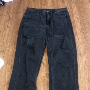 Black American Eagle Mom Jeans